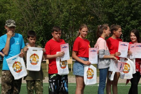 ДЕТСКИЕ СОРЕВНОВАНИЯ ПО ПОЖАРНО-ПРИКЛАДНОМУ СПОРТУ НА СНЕЖНОЙ ДОЛИНЕ ДЕТСКИЕ СОРЕВНОВАНИЯ ПО ПОЖАРНО-ПРИКЛАДНОМУ СПОРТУ НА СНЕЖНОЙ ДОЛИНЕ