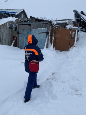 Ежемесячные подворовые обходы частного сектора с проведением противопожарных инструктажей.